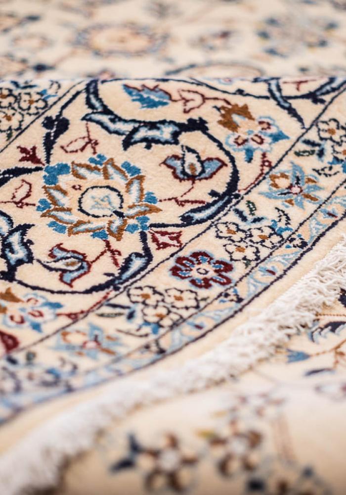 Nain Persian Carpet Rug N1Carpet Canada Montreal Tapis Persan